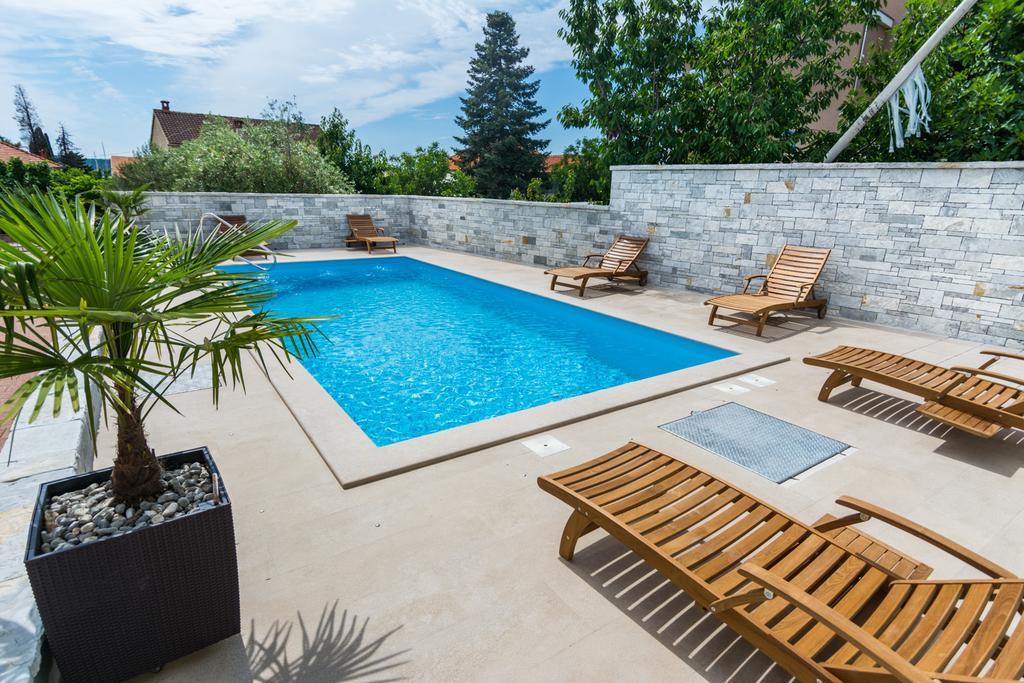 Apartments Basilea Biograd Na Moru Exterior photo