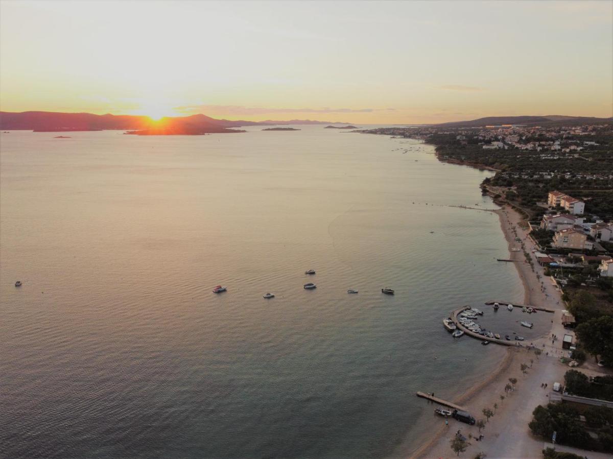 Apartments Basilea Biograd Na Moru Exterior photo